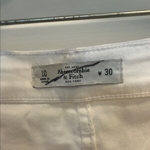Abercrombie & Fitch Classic White Trousers